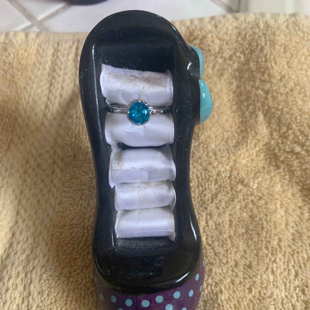 Blue ring
